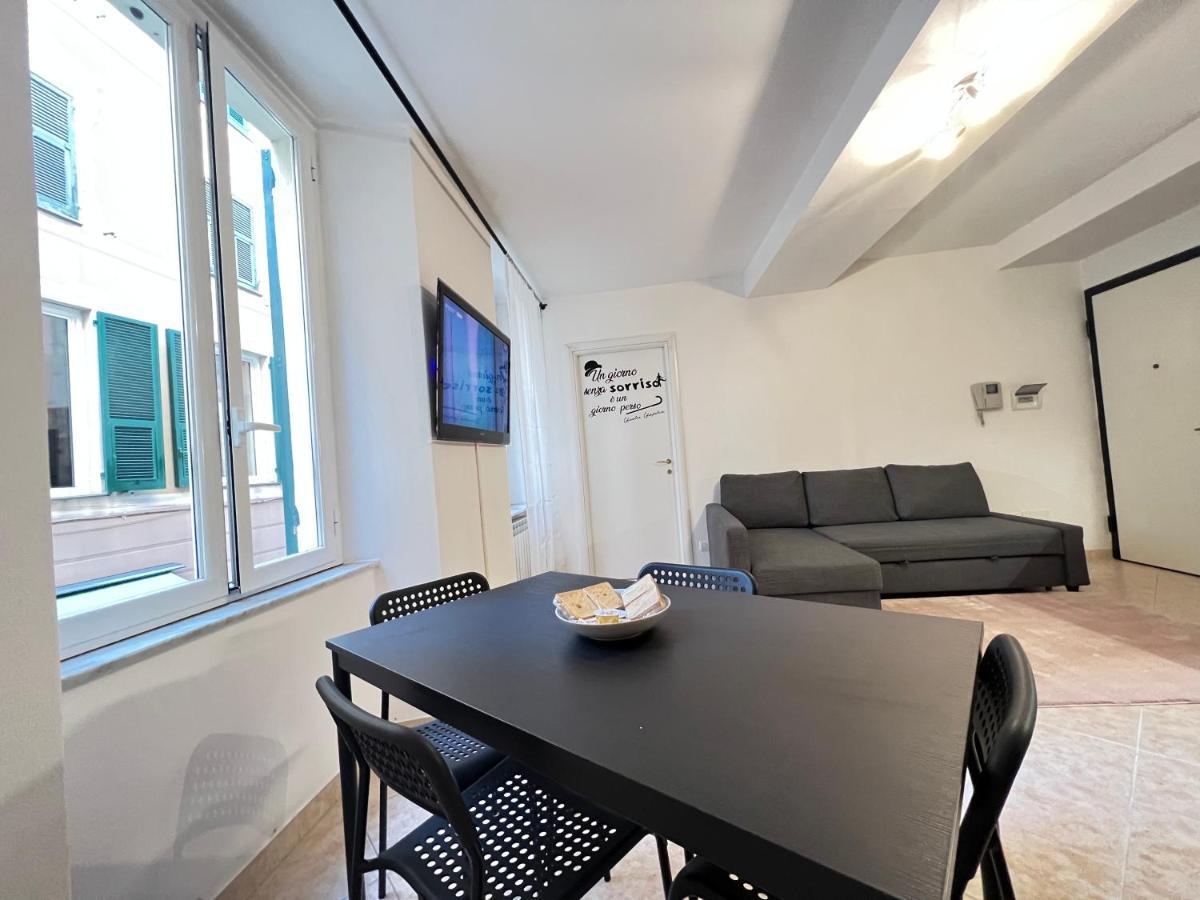 Casa Nandina In Centro Apartment Rapallo Luaran gambar