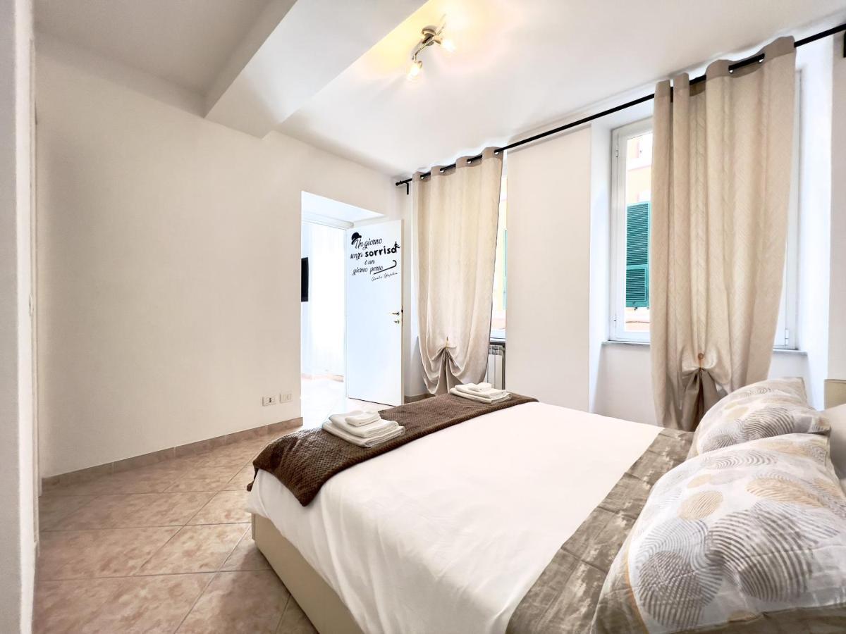 Casa Nandina In Centro Apartment Rapallo Luaran gambar